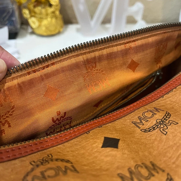 MCM Bag - Picture 10 of 13